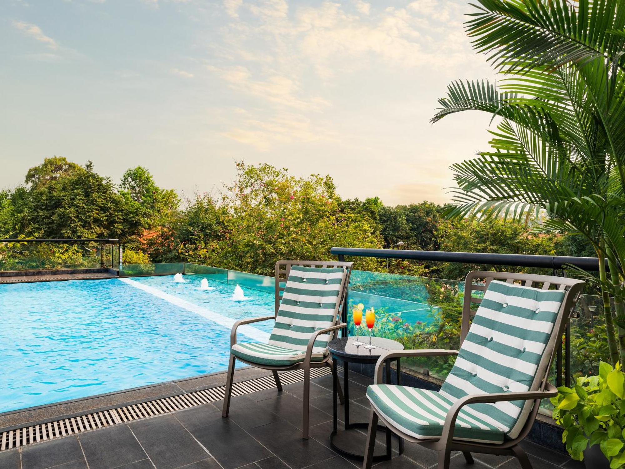 เอลเลแกนซ์ สวีท เวสต์เลค Hotel ฮานอย ภายนอก รูปภาพ