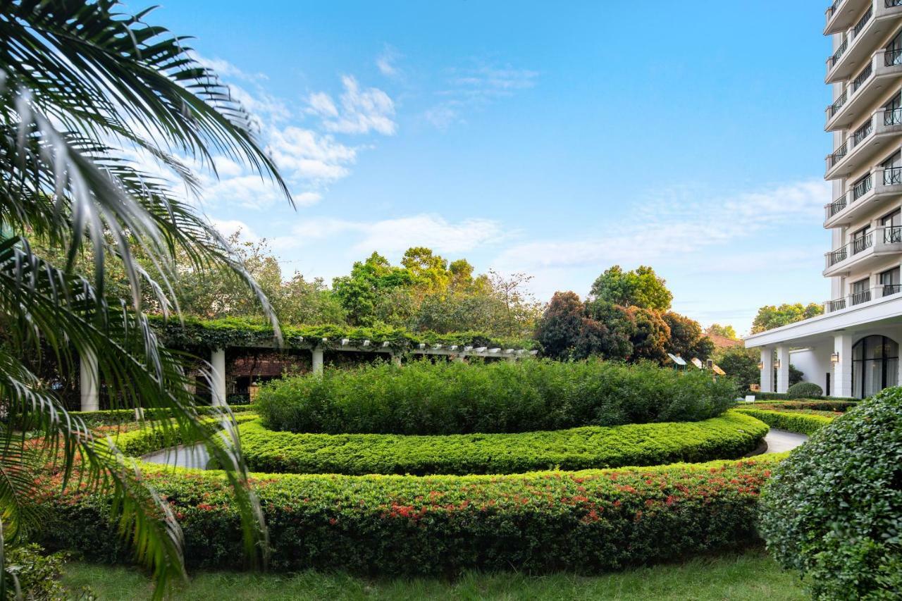 เอลเลแกนซ์ สวีท เวสต์เลค Hotel ฮานอย ภายนอก รูปภาพ